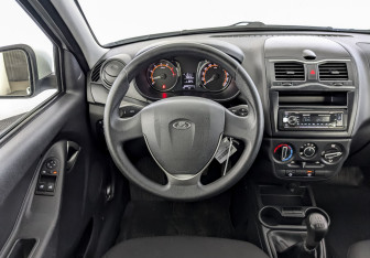 Подержанный автомобиль LADA (ВАЗ) Granta Sedan 2023 года (21 фото)