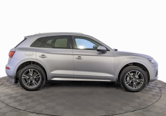 Подержанный автомобиль Audi Q5 2017 года (4 фото)