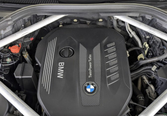 Подержанный автомобиль BMW X5 2019 года (9 фото)