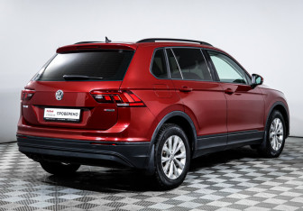 Подержанный автомобиль Volkswagen Tiguan 2019 года (5 фото)