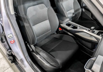 Подержанный автомобиль Geely Coolray 2022 года (21 фото)