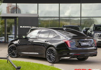 Подержанный автомобиль Cadillac CT5 2021 года (25 фото)