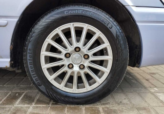 Подержанный автомобиль Toyota Camry Sedan 1996 года (13 фото)