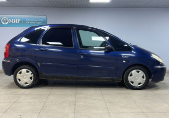 Подержанный автомобиль Citroen Xsara Picasso 2007 года (4 фото)