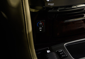 Подержанный автомобиль Lexus LX 2012 года (24 фото)