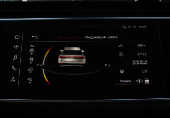 Подержанный автомобиль Audi Q8 2020 года (31 фото)