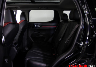 Подержанный автомобиль Haval H3 2024 года (8 фото)