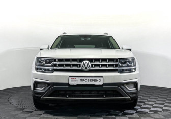 Подержанный автомобиль Volkswagen Teramont 2018 года (2 фото)