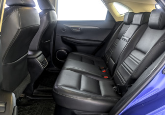 Подержанный автомобиль Lexus NX 2016 года (12 фото)