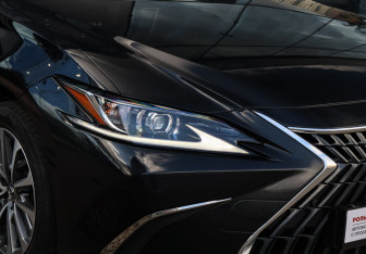Подержанный автомобиль Lexus ES 2021 года (34 фото)