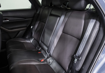 Подержанный автомобиль Mazda CX-30 2021 года (16 фото)
