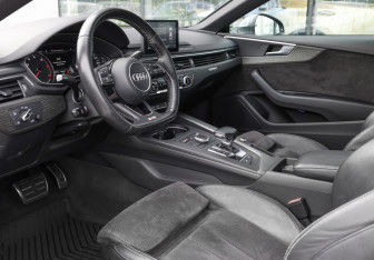 Подержанный автомобиль Audi A5 Coupe 2016 года (15 фото)