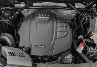 Подержанный автомобиль Audi Q5 2017 года (9 фото)