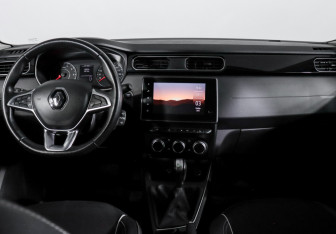 Подержанный автомобиль Renault Arkana 2019 года (12 фото)