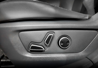 Подержанный автомобиль Changan UNI-T 2023 года (21 фото)