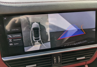 Подержанный автомобиль Porsche Cayenne 2020 года (26 фото)