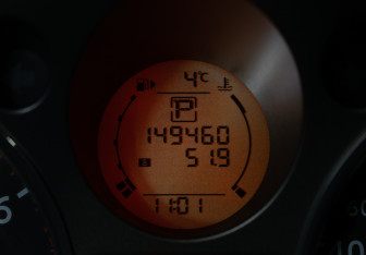 Подержанный автомобиль Nissan X-Trail 2007 года (13 фото)