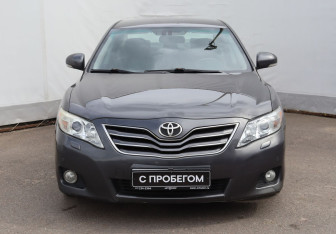 Подержанный автомобиль Toyota Camry Sedan 2009 года (2 фото)