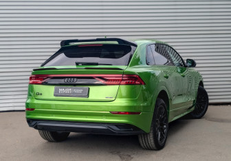 Подержанный автомобиль Audi Q8 2021 года (5 фото)