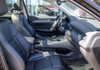 Подержанный автомобиль Haval F7 2019 года (11 фото)