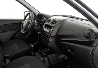 Подержанный автомобиль LADA (ВАЗ) Granta Sedan 2024 года (13 фото)