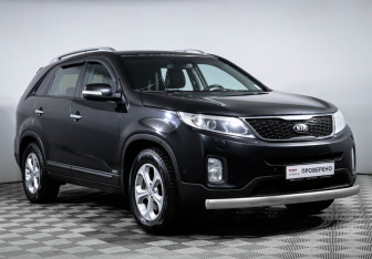 Подержанный автомобиль Kia Sorento 2016 года (3 фото)