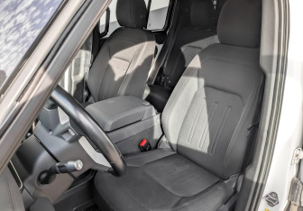 Подержанный автомобиль Land Rover Defender Suv 2021 года (20 фото)