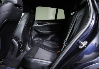 Подержанный автомобиль BMW X4 2019 года (12 фото)