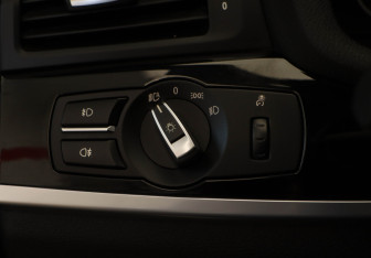 Подержанный автомобиль BMW X3 2014 года (7 фото)