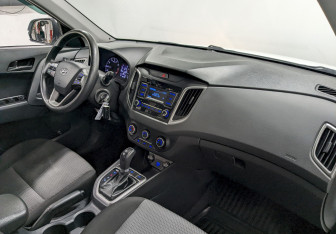 Подержанный автомобиль Hyundai Creta 2020 года (19 фото)