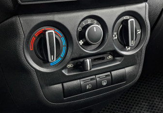 Подержанный автомобиль LADA (ВАЗ) Granta Sedan 2023 года (21 фото)