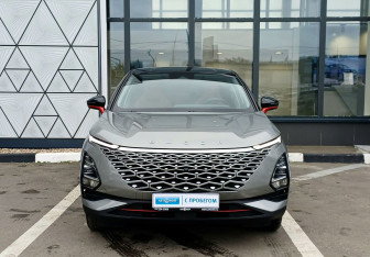 Подержанный автомобиль Omoda C5 2023 года (2 фото)