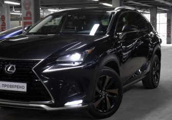 Подержанный автомобиль Lexus NX 2020 года (23 фото)