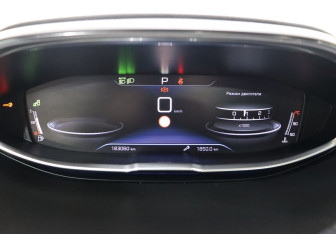 Подержанный автомобиль Peugeot 5008 Suv 2019 года (16 фото)