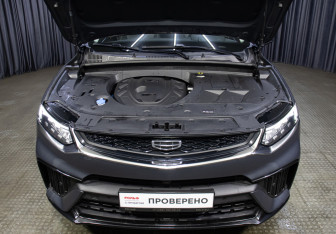 Подержанный автомобиль Geely Tugella 2023 года (9 фото)