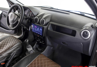 Подержанный автомобиль LADA (ВАЗ) Largus Wagon 2017 года (9 фото)