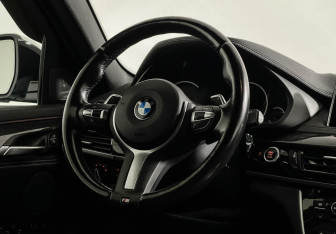Подержанный автомобиль BMW X6 2018 года (15 фото)
