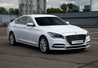 Подержанный автомобиль Genesis G80 2018 года (3 фото)