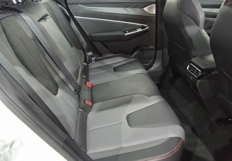 Подержанный автомобиль Geely Cityray 2024 года (10 фото)