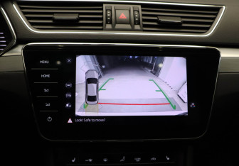 Подержанный автомобиль Skoda Superb Liftback 2024 года (15 фото)