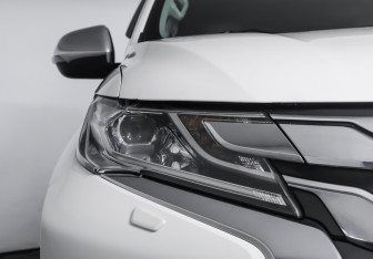 Подержанный автомобиль Mitsubishi Pajero Sport 2017 года (21 фото)