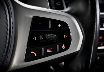 Подержанный автомобиль BMW X3 2021 года (30 фото)