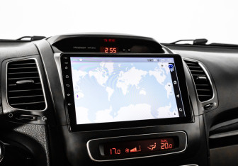 Подержанный автомобиль Kia Sorento 2012 года (20 фото)