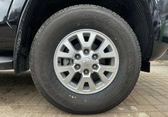 Новый Mitsubishi L200 2024 (13 фото)