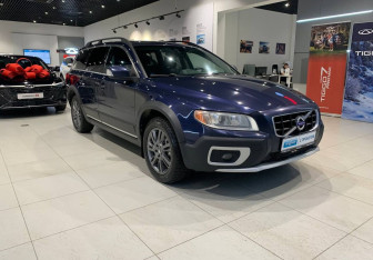 Подержанный автомобиль Volvo XC70 2012 года (3 фото)