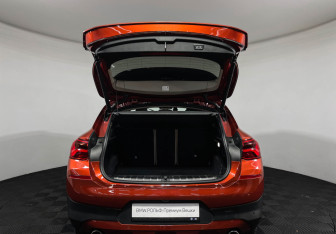 Подержанный автомобиль BMW X2 2019 года (9 фото)