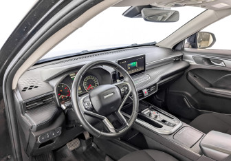 Подержанный автомобиль Haval Jolion 2022 года (16 фото)