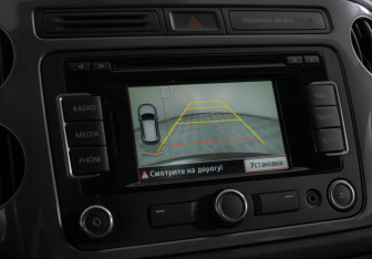 Подержанный автомобиль Volkswagen Tiguan 2012 года (15 фото)