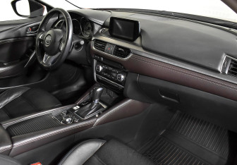Подержанный автомобиль Mazda 6 Sedan 2016 года (8 фото)