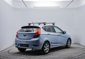 Подержанный автомобиль Hyundai Solaris Hatchback 2012 года (5 фото)